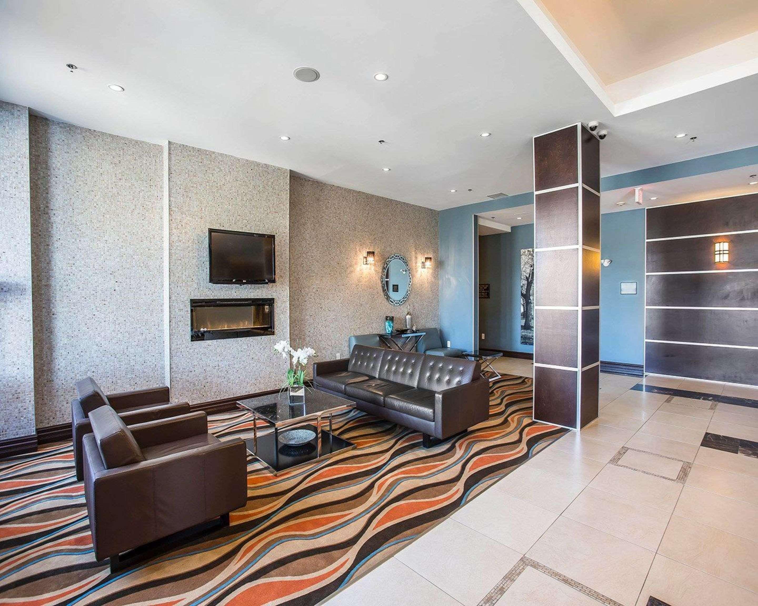 Comfort Hotel Bayer'S Lake Timberlea Экстерьер фото