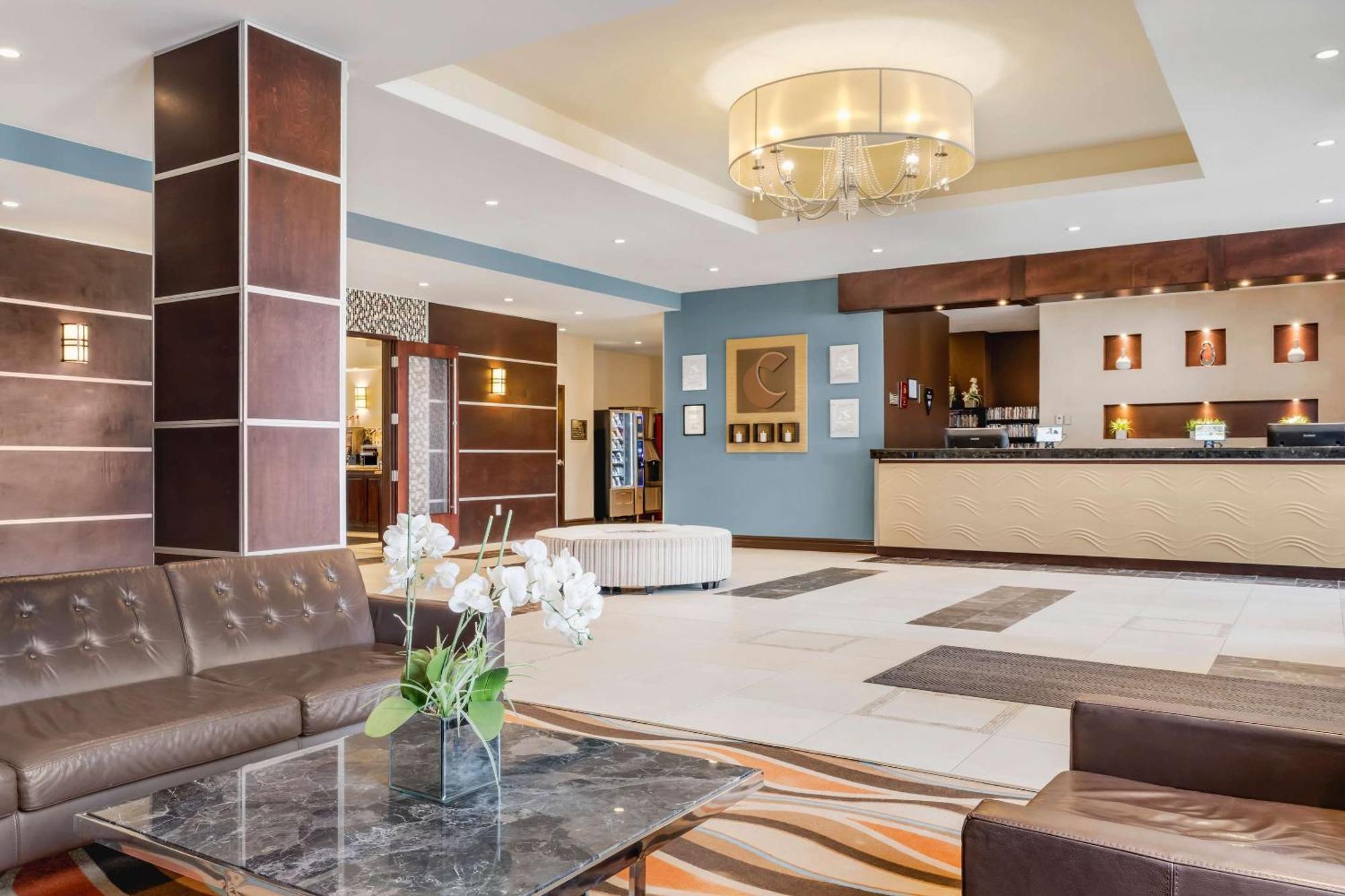 Comfort Hotel Bayer'S Lake Timberlea Экстерьер фото